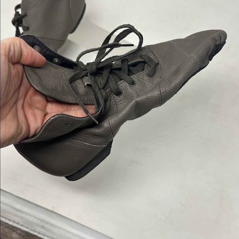 Sansha In First Position jazz boots. Split sole. 11 M on sole. - Picture 7 of 14